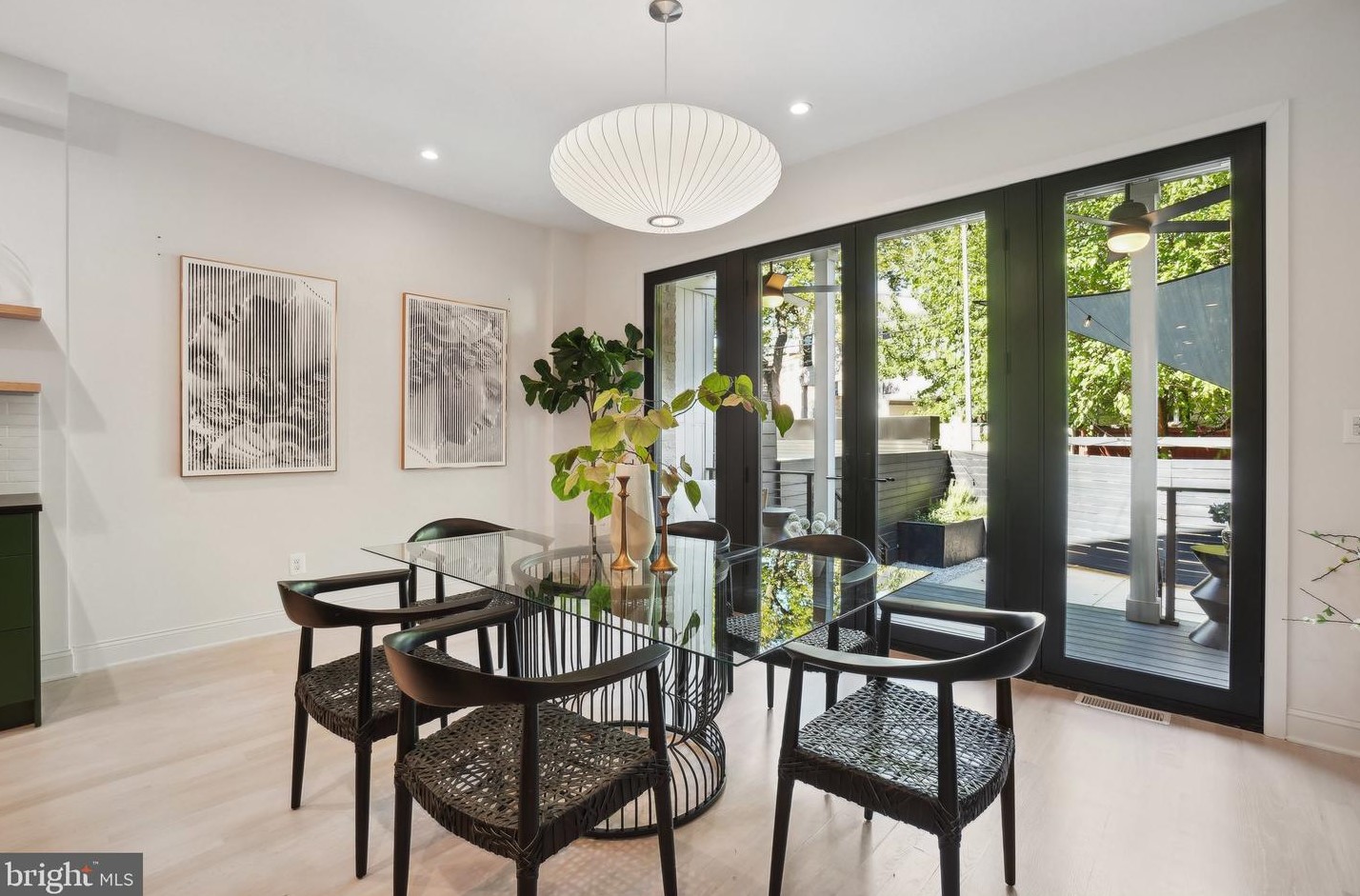 1334 Independence Ave, Washington DC 20003-2365 exterior