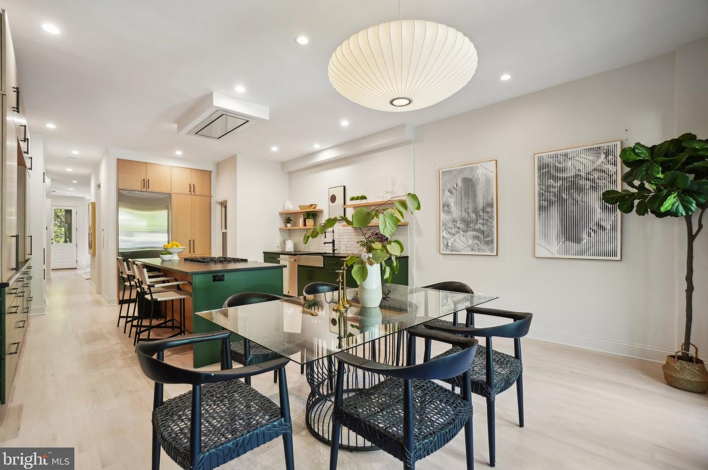 1334 Independence Ave, Washington DC 20003-2365 exterior