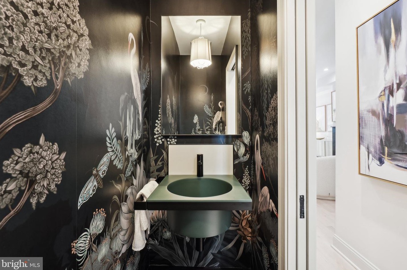 1334 Independence Ave, Washington DC 20003-2365 exterior