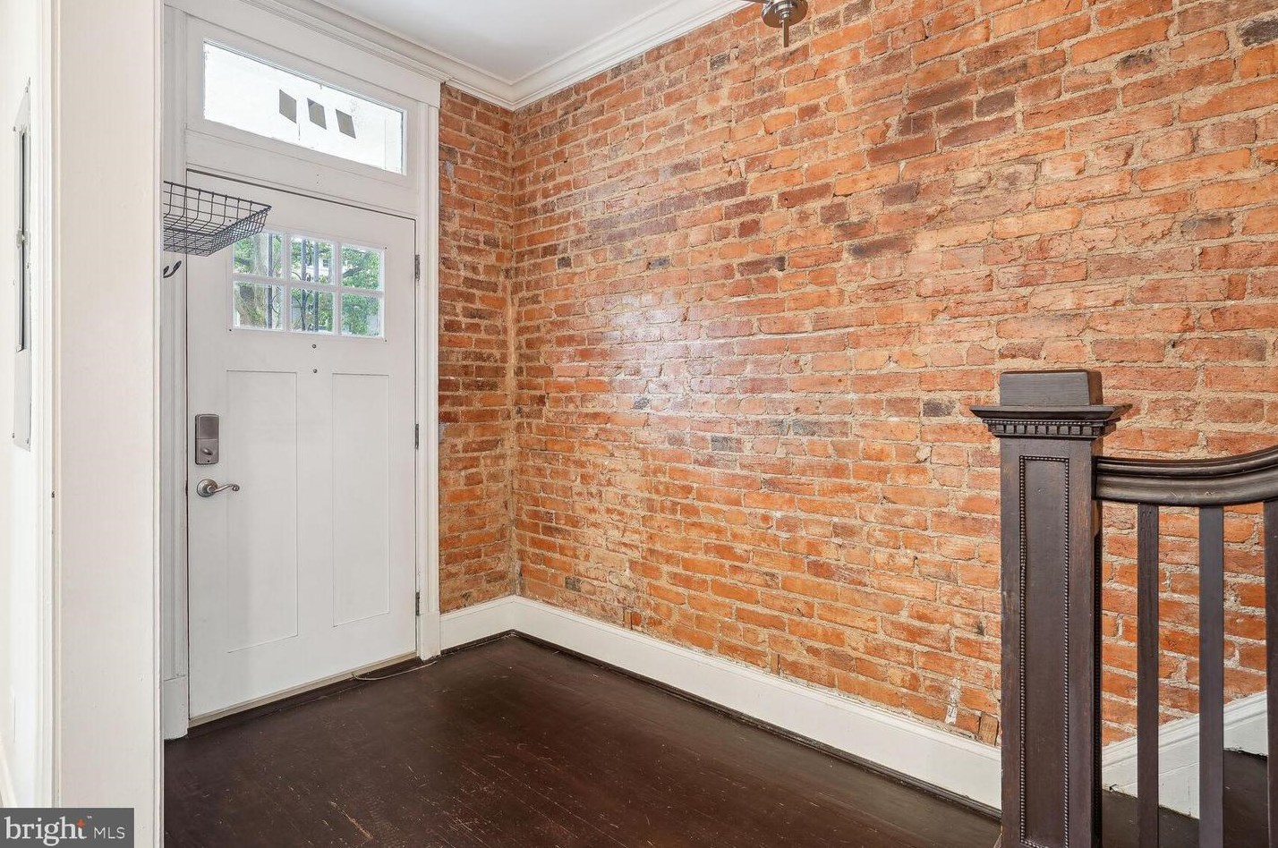 639 Kenyon St Nw, Washington, DC 20010