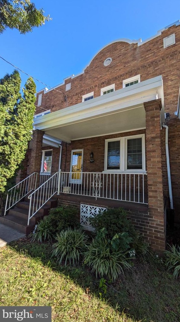 5019 Illinois Ave, Washington, DC 20011-3929