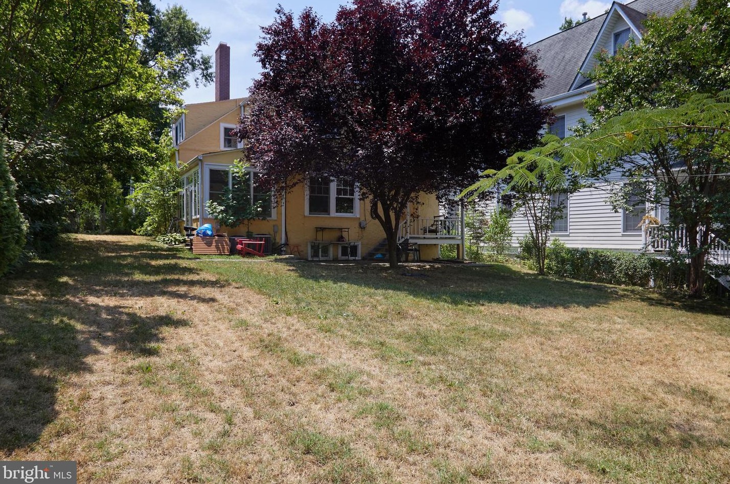 3821 Fulton St, Washington DC 20007-1382 exterior