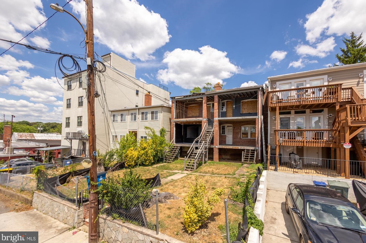 5414 3 St, Washington DC 20003-1933 exterior