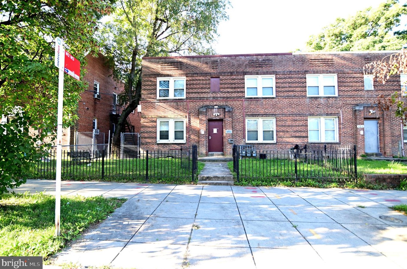 431 Mellon St Se #2, Washington, DC 20032