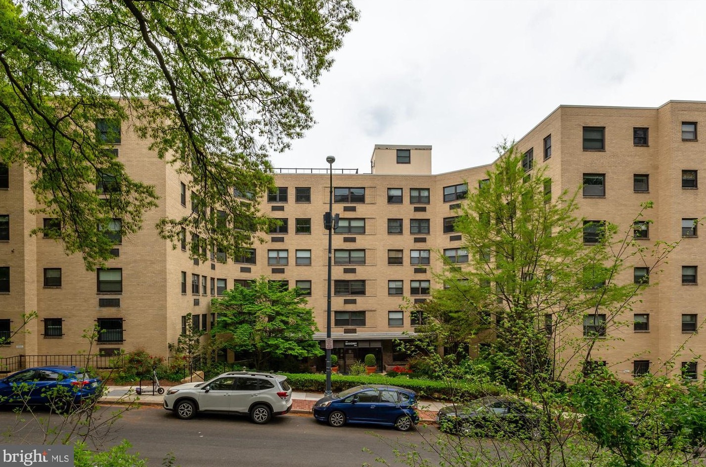 1801 Clydesdale Pl, Washington DC  20009-6006 exterior