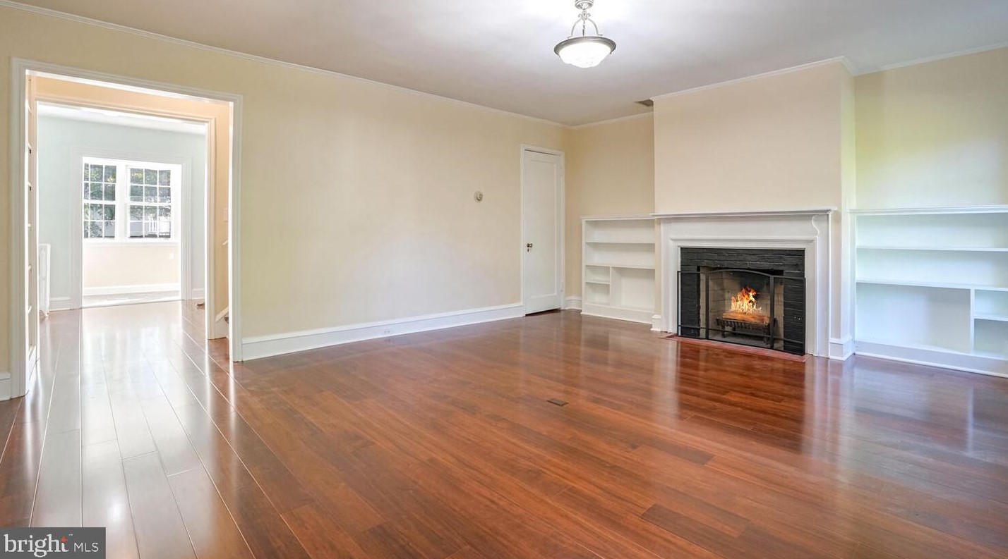 1717 37th St Nw, Washington, DC 20007