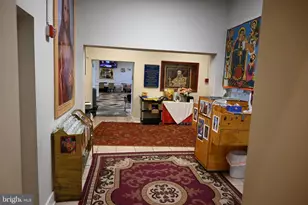 2715 22nd St NE, Washington, DC 20018 - Photo 2