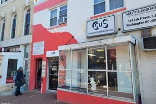 534 8th St SE, Washington, DC 20003 - Photo 1