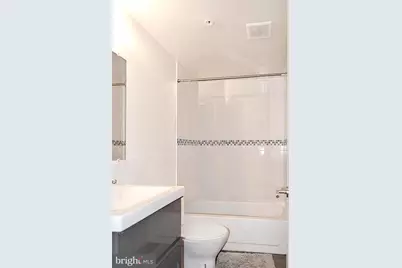 1072 Thomas Jefferson Street NW, Washington, DC 20007 - Photo 16