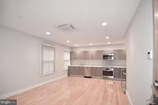 1072 Thomas Jefferson St NW, Washington, DC 20007 - Photo 32