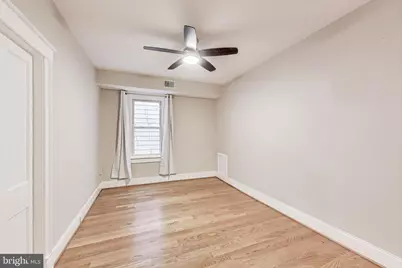 212 Elm Street NW, Washington, DC 20001 - Photo 12