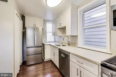 212 Elm Street NW, Washington, DC 20001 - Photo 32