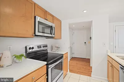 1225 13th Street NW #306, Washington, DC 20005 - Photo 8