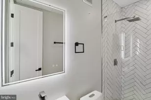 2213 M St NE, Washington, DC 20002 - Photo 14