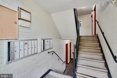 625A Chesapeake Street SE #202, Washington, DC 20032 - Photo 4