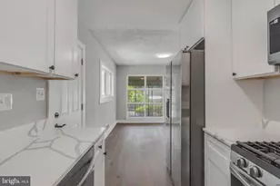 6718 14th Pl NW, Washington, DC 20012 - Photo 10