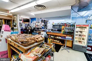 4201 Cathedral Ave NW, Washington, DC 20016 - Photo 62