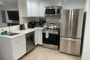 906 I St SE, Washington, DC 20003 - Photo 4