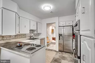 1781 Sycamore St NW, Washington, DC 20012 - Photo 12