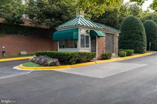 3299 Sutton Pl NW, Washington, DC 20016 - Photo 38