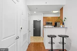 1111 25th St NW, Washington, DC 20037 - Photo 4