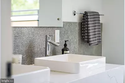 2905 Newark Street NW, Washington, DC 20008 - Photo 24