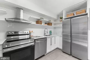 2141 P St NW, Washington, DC 20037 - Photo 14