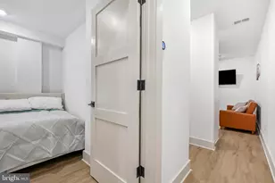 256 15th St SE, Washington, DC 20003 - Photo 6