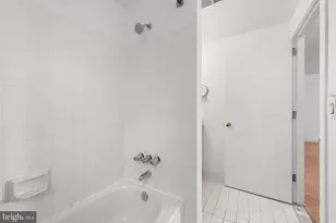 2611 Adams Mill Rd NW, Washington, DC 20009 - Photo 22