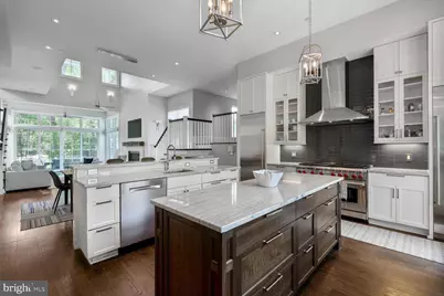 4964 Eskridge Terrace NW, Washington, DC 20016 - Photo 8