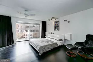 1015 33rd St NW, Washington, DC 20007 - Photo 6