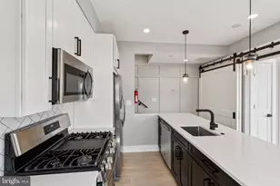 1915 H St NE, Washington, DC 20002 - Photo 4