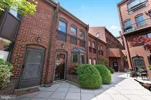 1008 Paper Mill Ct NW, Washington, DC 20007 - Photo 2