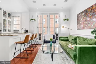 1526 17th St NW, Washington, DC 20036 - Photo 2