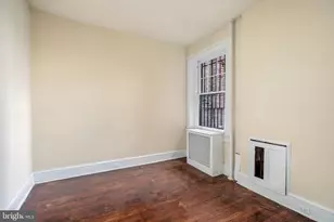 513 10th St SE, Washington, DC 20003 - Photo 12