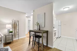 1318 22nd St NW, Washington, DC 20037 - Photo 10