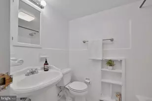 4201 Cathedral Ave NW, Washington, DC 20016 - Photo 8