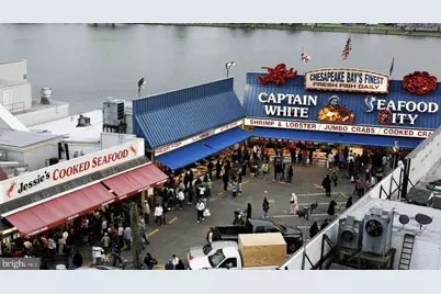 1317 4th Street SW, Washington, DC 20024 - Photo 62