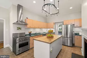 1317 4th St SW, Washington, DC 20024 - Photo 8