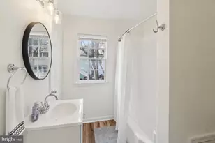 19 Snows Ct NW, Washington, DC 20037 - Photo 12