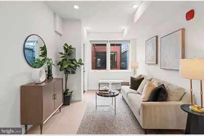 733 8th Street SE #301, Washington, DC 20003 - Photo 4