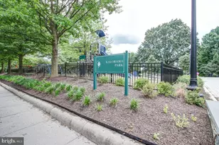 1738 T St NW, Washington, DC 20009 - Photo 40