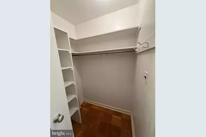 2710 Macomb Street NW #204, Washington, DC 20008 - Photo 6