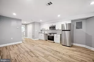 538 13th St SE, Washington, DC 20003 - Photo 36