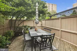 361 N St SW, Washington, DC 20024 - Photo 40