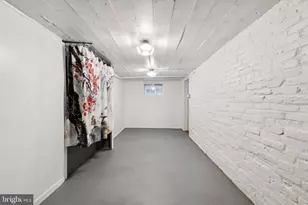 1350 Somerset Pl NW, Washington, DC 20011 - Photo 32