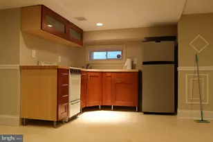 749 Gresham Pl NW, Washington, DC 20001 - Photo 6