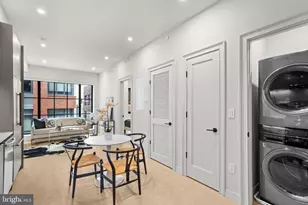 2121 Ward Pl NW, Washington, DC 20037 - Photo 2