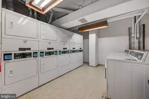 1545 18th St NW, Washington, DC 20036 - Photo 44