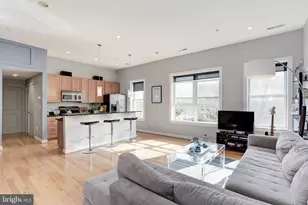 1240 4th St NW, Washington, DC 20001 - Photo 2